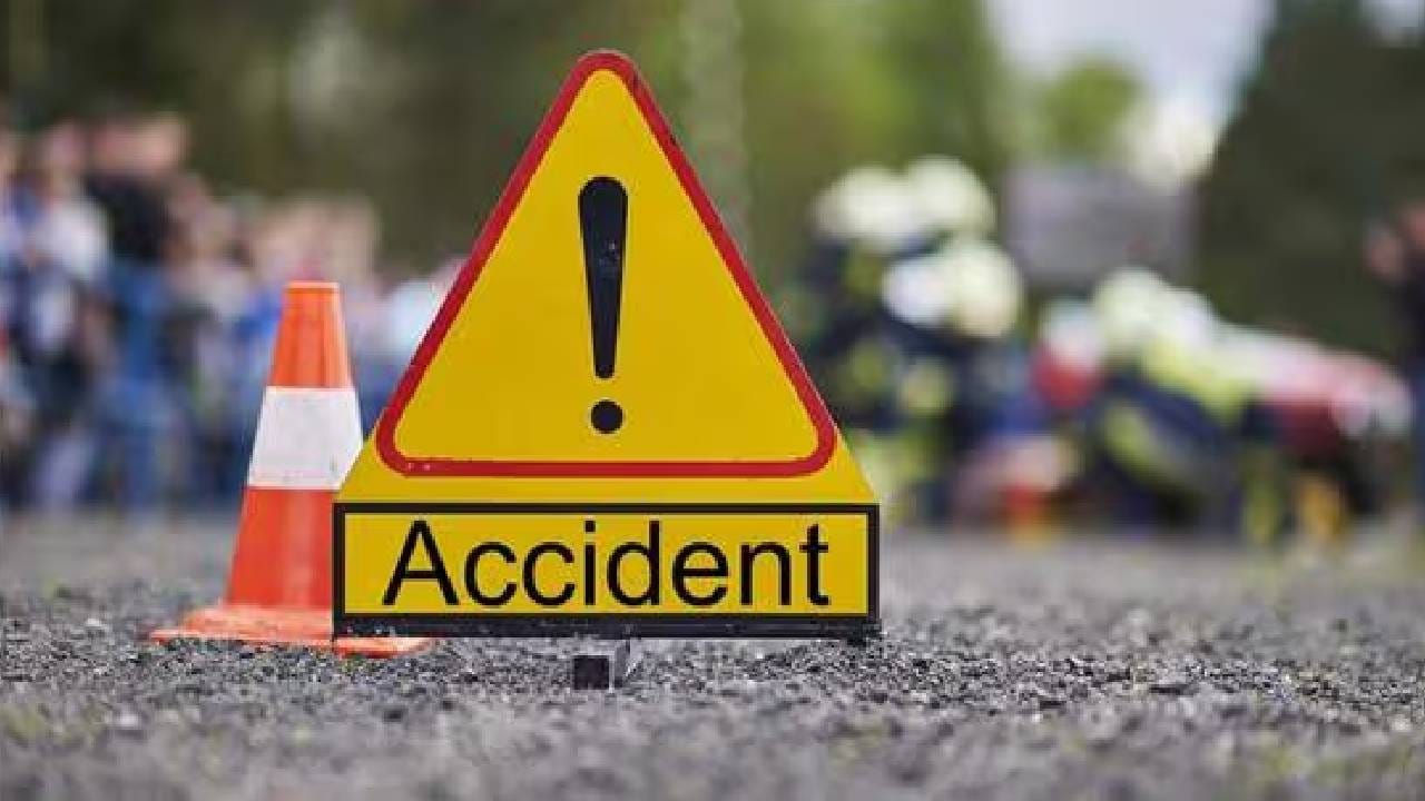Accident News: ಪಿಕ್​​ಅಪ್ ವ್ಯಾನ್ ಹಾಗೂ ಲಾರಿ ನಡುವೆ ಡಿಕ್ಕಿ 7 ಮಕ್ಕಳು ಸೇರಿ 10 ಮಂದಿ ಸಾವು
