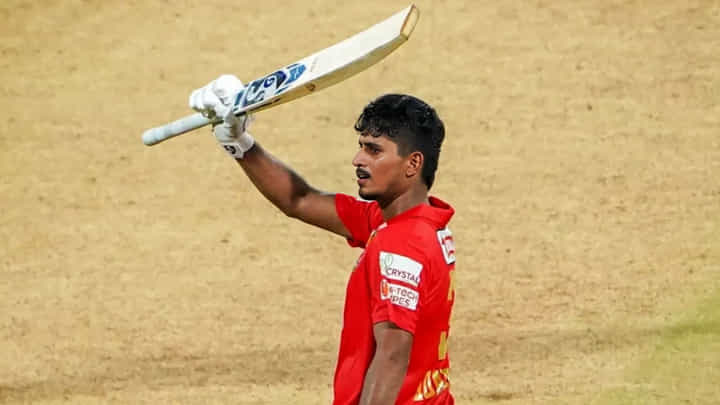 19 ಎಸೆತಗಳಲ್ಲಿ 10 ಭರ್ಜರಿ ಸಿಕ್ಸರ್: ಸಿಡಿಲಬ್ಬರದ ಸೆಂಚುರಿ ಸಿಡಿಸಿದ ಆದರ್ಶ್ 19 ಎಸೆತಗಳಲ್ಲಿ 10 ಭರ್ಜರಿ ಸಿಕ್ಸರ್: ಸಿಡಿಲಬ್ಬರದ ಸೆಂಚುರಿ ಸಿಡಿಸಿದ ಆದರ್ಶ್