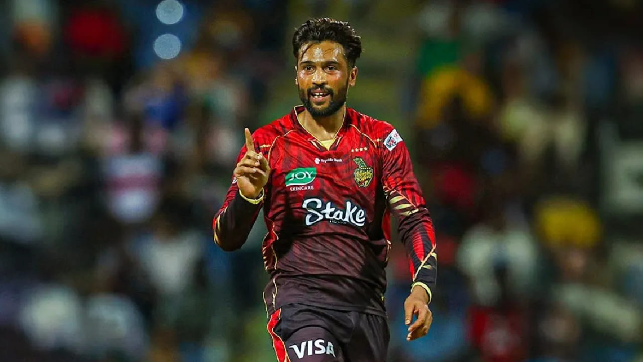 ಪ್ರಸ್ತುತ ನಡೆಯುತ್ತಿರುವ ಕೆರಿಬಿಯನ್ ಪ್ರೀಮಿಯರ್ ಲೀಗ್​​ನಲ್ಲಿ ಟ್ರಿನ್ ಬಾಗೊ ನೈಟ್ ರೈಡರ್ಸ್ ಪರ ಕಣಕ್ಕಿಳಿಯುತ್ತಿರುವ ಮೊಹಮ್ಮದ್ ಅಮೀರ್ 2 ವಿಕೆಟ್ ಕಬಳಿಸಿದ್ದಾರೆ. ಈ ಎರಡು ವಿಕೆಟ್​​ ಗಳೊಂದಿಗೆ ಟಿ20 ಕ್ರಿಕೆಟ್​​ನಲ್ಲಿ 400 ವಿಕೆಟ್ ಪಡೆದ ಬೌಲರ್​​​ಗಳ ಪಟ್ಟಿಯಲ್ಲಿ ಅಮೀರ್​ ಕೂಡ ಸೇರ್ಪಡೆಯಾಗಿದ್ದಾರೆ.