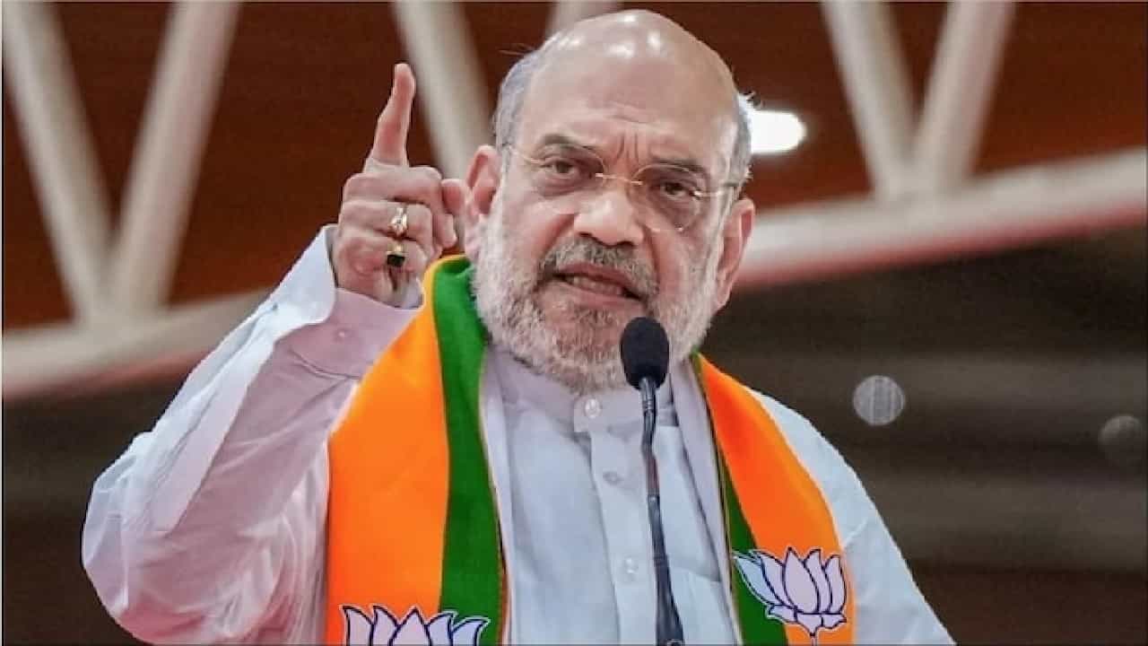 ನಕ್ಸಲಿಸಂ ಬೆಂಬಲಿಸಲು ಸುಪ್ರೀಂ ಕೋರ್ಟನ್ನು ಬಳಸಿಕೊಂಡಿದ್ದರು; ವಿಪಕ್ಷದ ಉಪರಾಷ್ಟ್ರಪತಿ ಅಭ್ಯರ್ಥಿ ಸುದರ್ಶನ್ ರೆಡ್ಡಿ ಬಗ್ಗೆ ಅಮಿತ್ ಶಾ ಟೀಕೆ