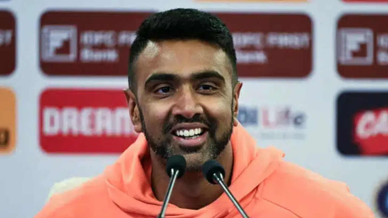 ಕಳೆದ ವರ್ಷದ ಅಂತ್ಯದಲ್ಲಿ ಅಂತಾರಾಷ್ಟ್ರೀಯ ಕ್ರಿಕೆಟ್​ಗೆ ವಿದಾಯ ಹೇಳಿದ್ದ ಟೀಂ ಇಂಡಿಯಾದ ಅನುಭವಿ ಸ್ಪಿನ್ನರ್ ರವಿಚಂದ್ರನ್ ಅಶ್ವಿನ್ ಆ ಬಳಿಕ ಐಪಿಎಲ್‌ನಲ್ಲಿ ಆಡುವುದನ್ನು ಮುಂದುವರೆಸಿದ್ದರು. ಅದರಂತೆ ಚೆನ್ನೈ ಸೂಪರ್ ಕಿಂಗ್ಸ್ ತಂಡದ ಪರ ಈ ಸೀಸನ್ ಆಡಿ ಮುಗಿಸಿದ್ದ ಅಶ್ವಿನ್ ಇದೀಗ ಈ ಮಿಲಿಯನ್ ಡಾಲರ್ ಟೂರ್ನಿಗೂ ವಿದಾಯ ಹೇಳಿದ್ದಾರೆ.