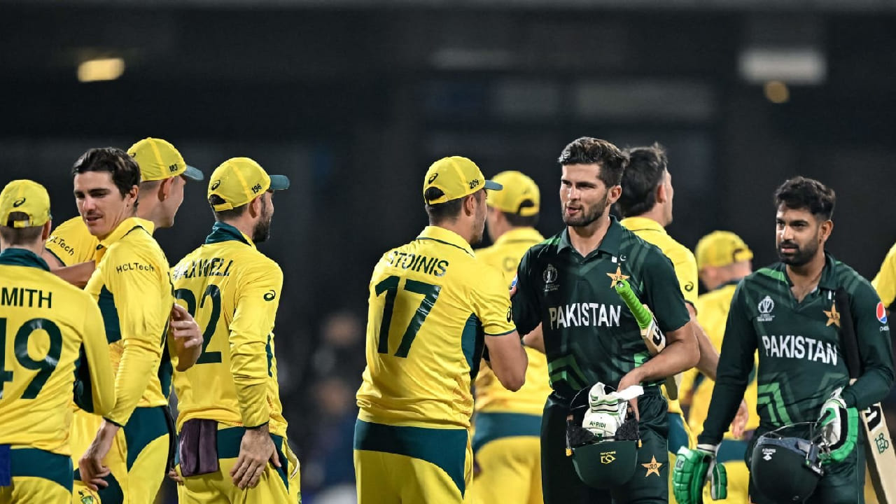 ಆಸ್ಟ್ರೇಲಿಯಾ ವಿರುದ್ಧದ 3 ಪಂದ್ಯಗಳ ಏಕದಿನ ಸರಣಿಯನ್ನು ಪಾಕಿಸ್ತಾನ್ ತಂಡ 2-1 ಅಂತರದಿಂದ ಗೆದ್ದುಕೊಂಡಿದ್ದರು. ಆಸ್ಟ್ರೇಲಿಯಾದಲ್ಲಿ ನಡೆದಿದ್ದ ಈ ಸರಣಿಯ 2ನೇ ಪಂದ್ಯದಲ್ಲಿ ಆತಿಥೇಯರನ್ನು ಪಾಕ್ ಪಡೆ 163 ರನ್​ಗಳಿಗೆ ಆಲೌಟ್ ಮಾಡಿದ್ದರು. ಇನ್ನು ಮೂರನೇ ಏಕದಿನ ಪಂದ್ಯದಲ್ಲಿ ಪಾಕ್ ವಿರುದ್ಧ ಆಸ್ಟ್ರೇಲಿಯಾ ಕೇವಲ 140 ರನ್​ಗಳಿಸಿ ಆಲೌಟ್ ಆಗಿತ್ತು.