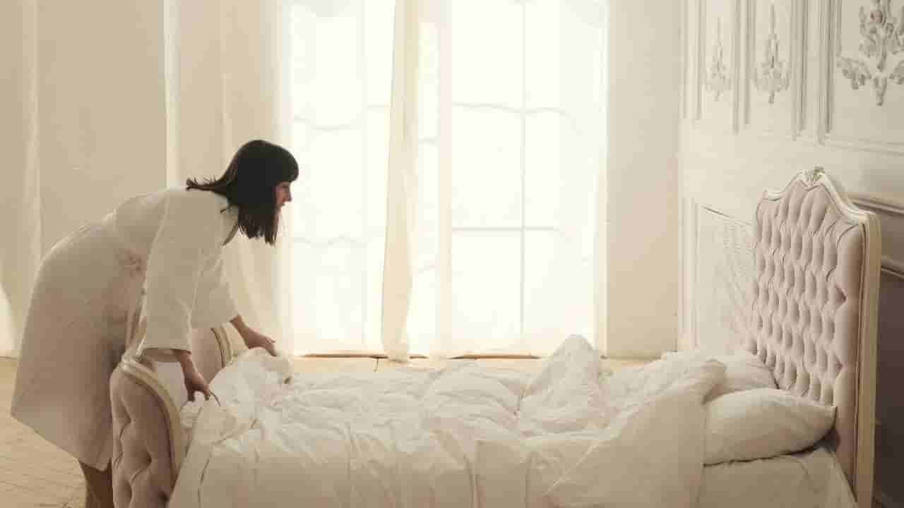 ಒಳ ಒಡುಪು, ಬೆಡ್‌ಶೀಟ್‌ಗಳನ್ನು ಎಷ್ಟು ಬಾರಿ ತೊಳೆಯಬೇಕು? ತಜ್ಞರು ಈ ಬಗ್ಗೆ ಏನು ಹೇಳ್ತಾರೆ ನೋಡಿ