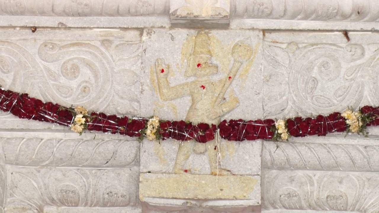 Beggar Donated Rs 1.8 Lakh to Anjaneya Swamy Temple Renovation in Raichur