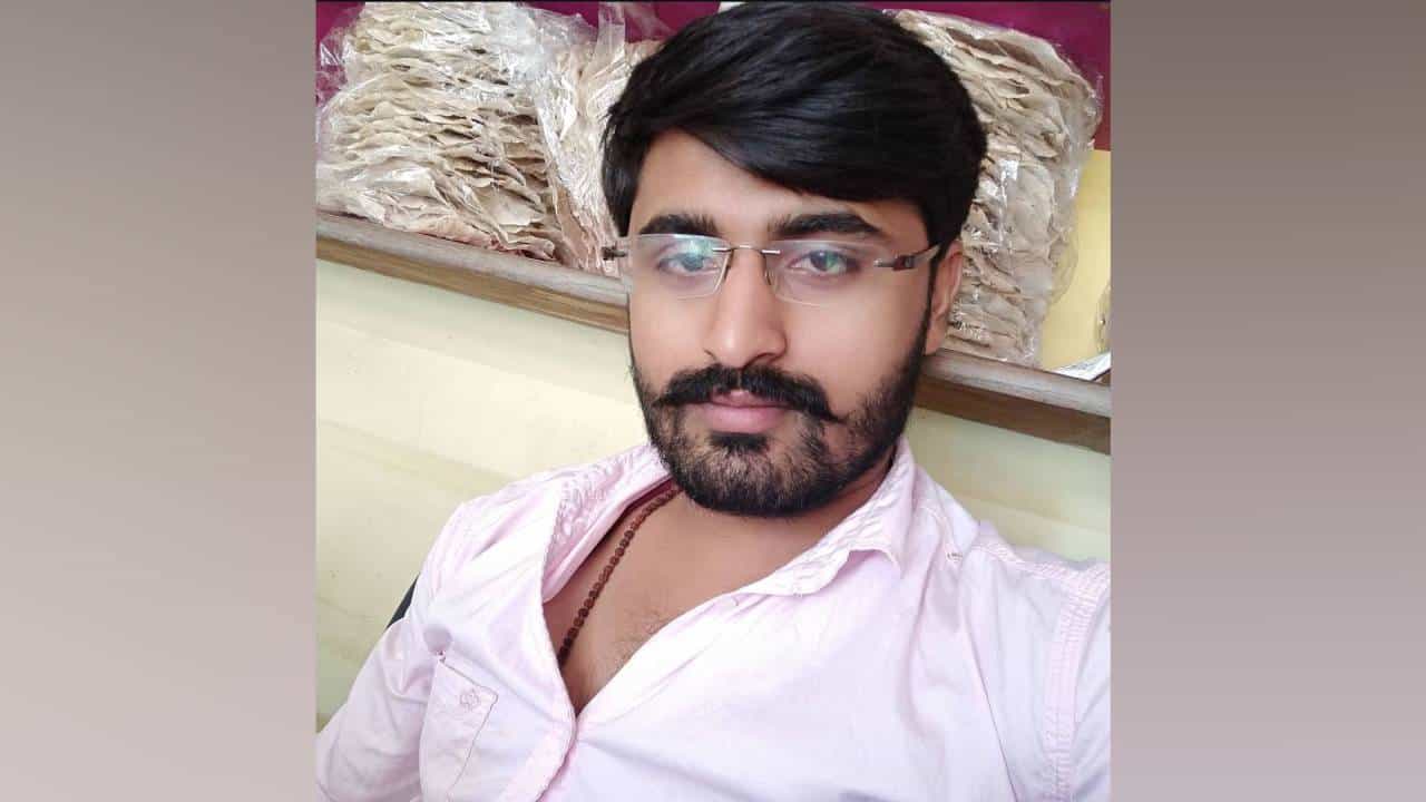 ಮದುವೆಯಾಗವಂತೆ ದುಂಬಾಲು ಬಿದ್ದ ಮಹಿಳೆ: ಬಿದರ್ನ ಐಬಿಯಲ್ಲಿ ಯುವಕನ ಶವ ಪತ್ತೆ ಮದುವೆಯಾಗವಂತೆ ದುಂಬಾಲು ಬಿದ್ದ ಮಹಿಳೆ: ಬಿದರ್ನ ಐಬಿಯಲ್ಲಿ ಯುವಕನ ಶವ ಪತ್ತೆ
