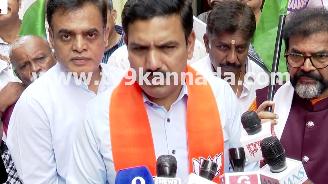 ಮುಂದಿನ ಭಾನುವಾರ ಧರ್ಮಸ್ಥಳಕ್ಕೆ ಬಿಜೆಪಿ ತಂಡ: ವಿಜಯೇಂದ್ರ ಹೇಳಿದ್ದೇನು ನೋಡಿ ಮುಂದಿನ ಭಾನುವಾರ ಧರ್ಮಸ್ಥಳಕ್ಕೆ ಬಿಜೆಪಿ ತಂಡ: ವಿಜಯೇಂದ್ರ ಹೇಳಿದ್ದೇನು ನೋಡಿ