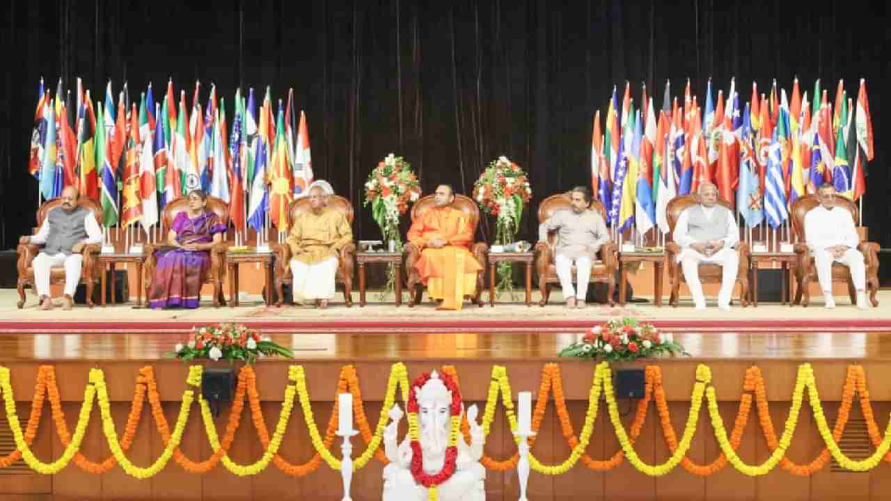 ವಿಶ್ವ ಸಾಂಸ್ಕೃತಿಕ ಉತ್ಸವ ಆರಂಭ: 100 ದಿನ, 100 ದೇಶ, ಜಾಗತಿಕ ಸಾಮರಸ್ಯದ ಒಂದು ಅಭಿಯಾನ