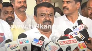 ರಭಸವಾಗಿ ಹರಿಯುತ್ತಿರುವ ಹಳ್ಳ: ಯಲ್ಲಮ್ಮನ ಗುಡ್ಡಕ್ಕೆ ಹೋಗುವ ರಸ್ತೆ ಬಂದ್​, ಪರ್ಯಾಯ ಮಾರ್ಗ ಇಲ್ಲಿದೆ