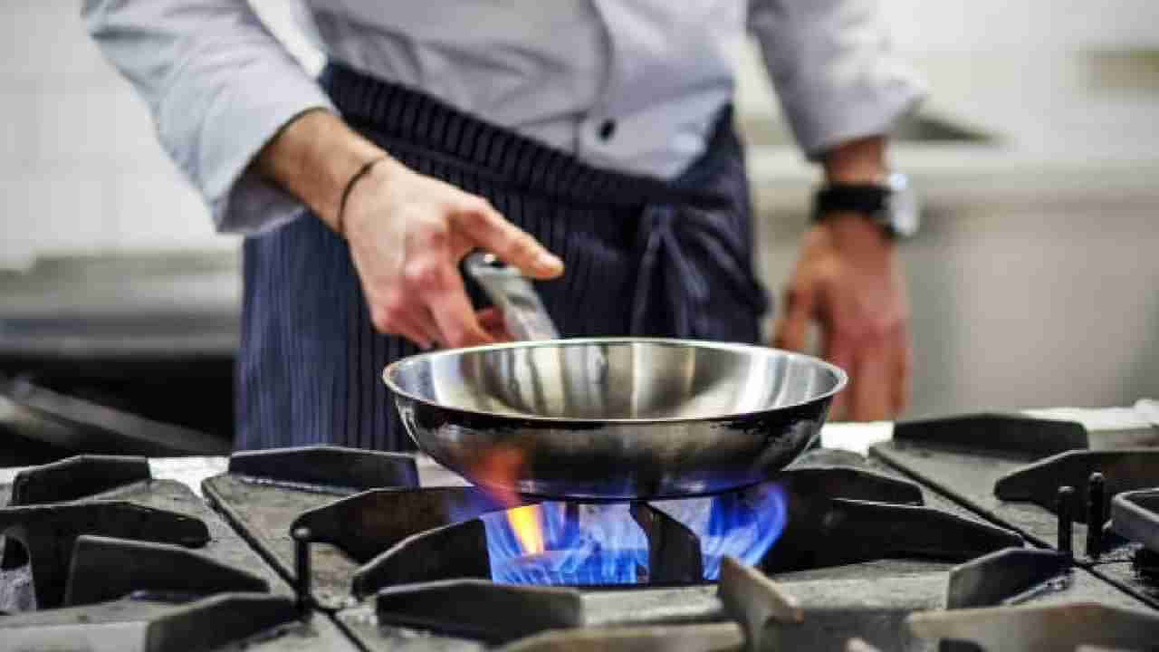 ಅಡುಗೆ ಮಾಡೋ ಬಾಣಲೆಯಿಂದ ಹೊಡೆದು ಅಪ್ಪನನ್ನು ಕೊಂದ ಮಗಳು!