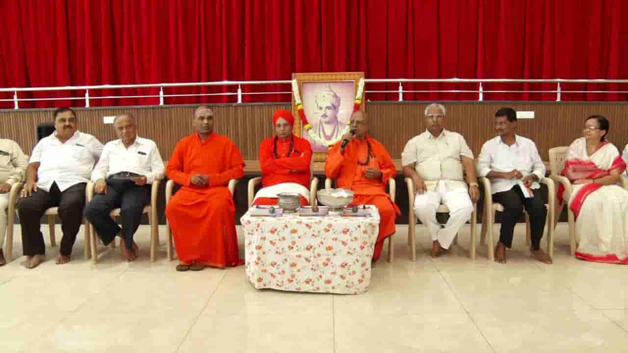 ಪಂಚಪೀಠಗಳ ಸಭೆಗೆ ಟಾಂಗ್: ರಾಜ್ಯಾದ್ಯಂತ ಬಸವ ಸಂಸ್ಕೃತಿ ಅಭಿಯಾನ