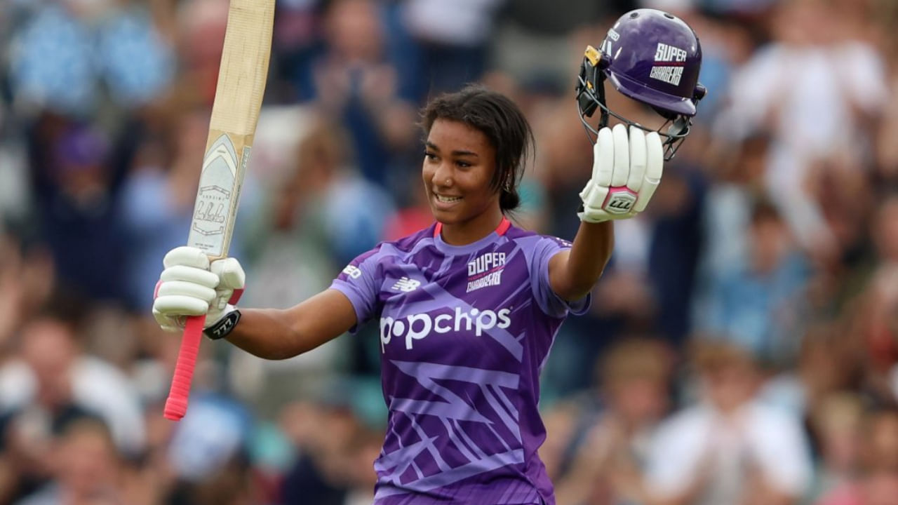 The Hundred: 42 ಎಸೆತಗಳಲ್ಲಿ ಅತಿ ವೇಗದ ಶತಕ ಬಾರಿಸಿದ 18 ವರ್ಷದ ಡೇವಿನಾ ಪೆರಿನ್