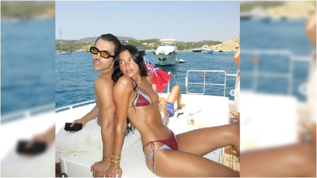 ಖ್ಯಾತ ಗಾಯಕಿ ದುವಾ ಲಿಪಾ ತಮ್ಮ ಡ್ರೆಸ್  ಮತ್ತು ಹೇಳಿಕೆಯಿಂದ ಸುದ್ದಿ ಆಗುತ್ತಾರೆ. ಅವರ ಬಟ್ಟೆಯ ವಿನ್ಯಾಸಗಳಿಗೆ ಹೆಸರುವಾಸಿ. ಅವರು ಇತ್ತೀಚೆಗೆ ಡಬಲ್ ಕಿನಿಯನ್ನು ಧರಿಸಿದ್ದರು. ಈ ಫೋಟೋಗಳು ಸಾಕಷ್ಟು ವೈರಲ್ ಆಗಿ ಗಮನ ಸೆಳೆದಿವೆ.