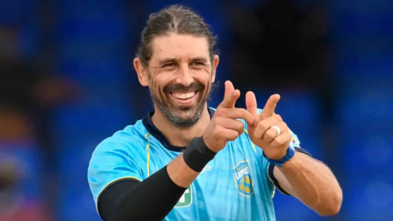 ಆಗಸ್ಟ್ 15 ರಿಂದ ಶುರುವಾಗಲಿರುವ ಕೆರಿಬಿಯನ್ ಪ್ರೀಮಿಯರ್ ಲೀಗ್ಗಾಗಿ ಸೇಂಟ್ ಲೂಸಿಯಾ ಕಿಂಗ್ಸ್ ಹೊಸ ನಾಯಕನನ್ನು ಘೋಷಿಸಿದೆ. ಅದು ಕೂಡ ಎರಡು ದೇಶಗಳನ್ನು ಪ್ರತಿನಿಧಿಸಿದ ಹಿರಿಯ ಆಟಗಾರರನ್ನು ಎಂಬುದು ವಿಶೇಷ. ಹೌದು, ಈ ಬಾರಿ ಸೇಂಟ್ ಲೂಸಿಯಾ ಕಿಂಗ್ಸ್ ತಂಡವನ್ನು ಮುನ್ನಡೆಸಲಿರುವುದು ಡೇವಿಡ್ ವೀಝ.