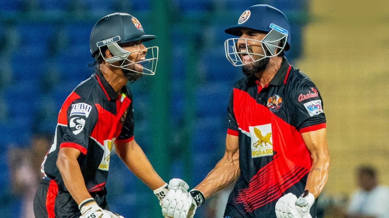 DPL 2025: ಒಂದೇ ಪಂದ್ಯದಲ್ಲಿ ಮಿಂಚಿದ ಮೂವರು 'ರಾವತ್'..! DPL 2025: ಒಂದೇ ಪಂದ್ಯದಲ್ಲಿ ಮಿಂಚಿದ ಮೂವರು 'ರಾವತ್'..!