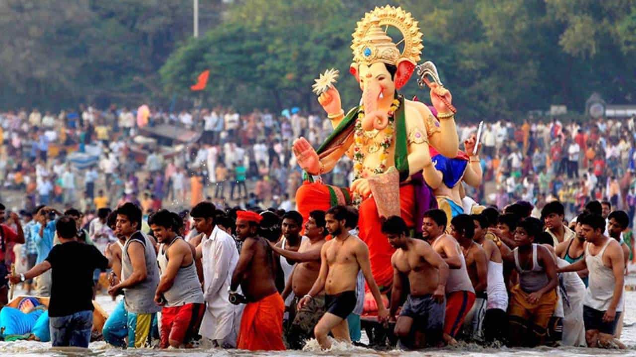 Ganesh Chaturthi 2025: ಗಣೇಶ ಚತುರ್ಥಿ ಯಾವಾಗ? ಪೂಜಾ ವಿಧಿ, ಶುಭ ಮುಹೂರ್ತ ಮತ್ತು ಶುಭ ಯೋಗಗಳ ಮಾಹಿತಿ ಇಲ್ಲಿದೆ Ganesh Chaturthi 2025: ಗಣೇಶ ಚತುರ್ಥಿ ಯಾವಾಗ? ಪೂಜಾ ವಿಧಿ, ಶುಭ ಮುಹೂರ್ತ ಮತ್ತು ಶುಭ ಯೋಗಗಳ ಮಾಹಿತಿ ಇಲ್ಲಿದೆ