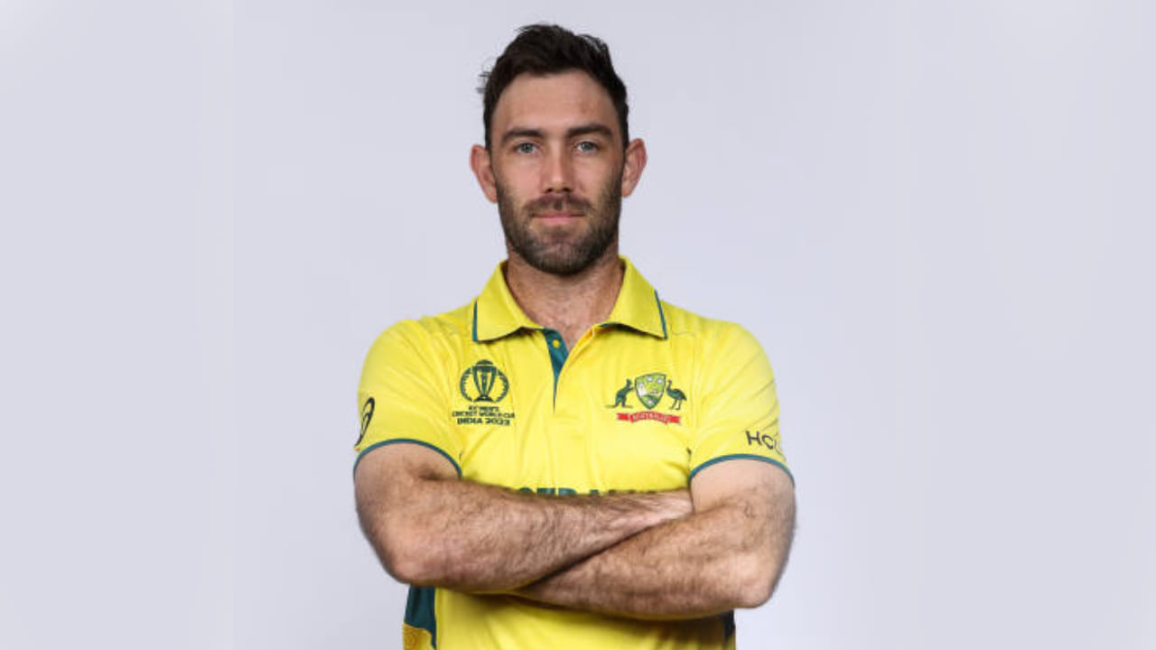 ಇನ್ನು ಆಸ್ಟ್ರೇಲಿಯಾ ಪರ ಈವರೆಗೆ 149 ಏಕದಿನ ಪಂದ್ಯಗಳನ್ನಾಡಿರುವ ಗ್ಲೆನ್ ಮ್ಯಾಕ್ಸ್​ವೆಲ್ 136 ಇನಿಂಗ್ಸ್​ಗಳಲ್ಲಿ ಬ್ಯಾಟ್ ಬೀಸಿದ್ದಾರೆ. ಈ ವೇಳೆ 3149 ಎಸೆತಗಳನ್ನು ಎದುರಿಸಿರುವ ಅವರು ಒಟ್ಟು 3990 ರನ್ ಕಲೆಹಾಕಿದ್ದಾರೆ. ಇದರ ನಡುವೆ ಒಂದು ದ್ವಿಶತಕ ಹಾಗೂ 4 ಶತಕ ಮತ್ತು 23 ಅರ್ಧಶತಕಗಳನ್ನು ಬಾರಿಸಿದ್ದಾರೆ.