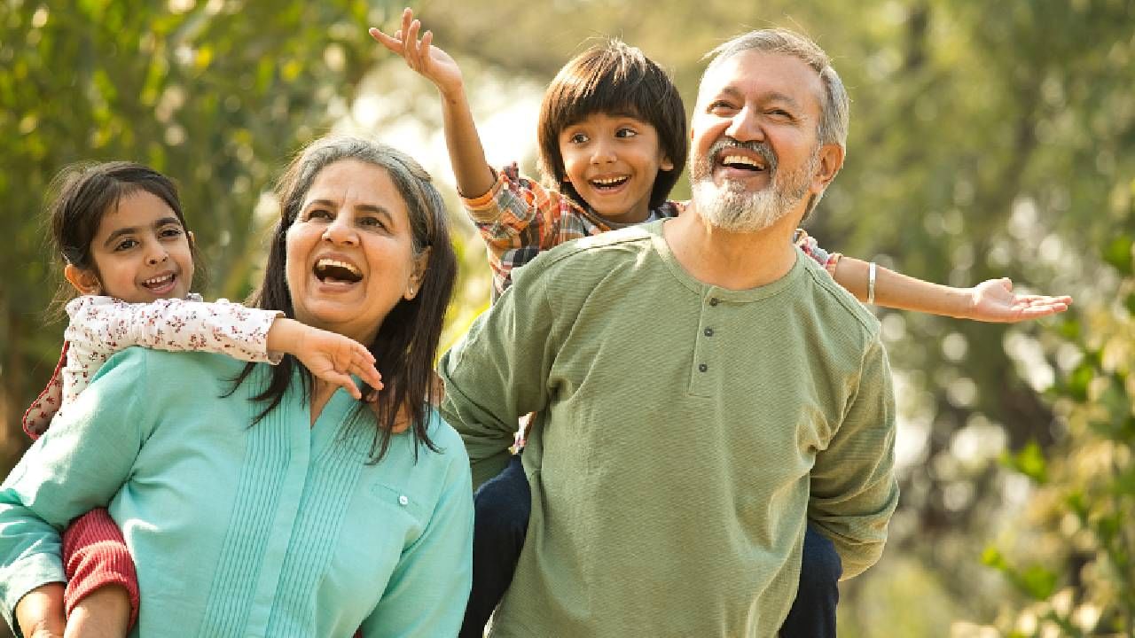 ಮೊಮ್ಮಕ್ಕಳು ಅಜ್ಜ-ಅಜ್ಜಿಯೊಂದಿಗೆ ಸಮಯ ಕಳೆಯಬೇಕು ಎನ್ನುವುದು ಇದಕ್ಕೆ ನೋಡಿ