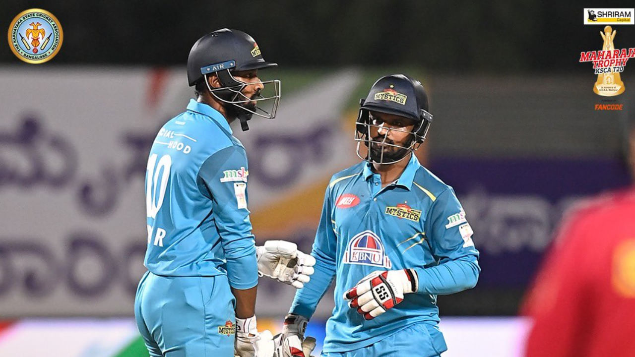 ಮೂರನೇ ಸ್ಥಾನದಲ್ಲಿರುವ ಗುಲ್ಬರ್ಗಾ ಮಿಸ್ಟಿಕ್ಸ್ ಕೂಡ ಲೀಗ್ ಹಂತದ ಕೊನೆಯ ಪಂದ್ಯವನ್ನಾಡುತ್ತಿದ್ದು, ಈ ಪಂದ್ಯವನ್ನು ಸೋತರೂ ಪ್ಲೇ ಆಫ್​ಗೇರಲಿದೆ. ಪ್ರಸ್ತುತ ತಂಡ ಆಡಿದ 9 ಪಂದ್ಯಗಳಲ್ಲಿ 6 ರಲ್ಲಿ ಗೆದ್ದು, 3 ರಲ್ಲಿ ಸೋತಿದ್ದು, 12 ಅಂಕ ಪಡೆದುಕೊಂಡಿದೆ.