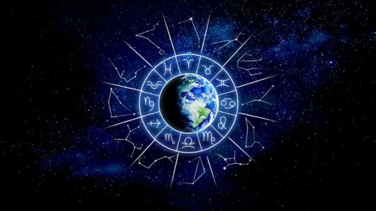 Horoscope Today 17 September : ಇಂದು ಈ ರಾಶಿಯವರ ಚಿಂತೆ ಊಹಾತೀತವಾಗಿರಲಿದೆ Horoscope Today 17 September : ಇಂದು ಈ ರಾಶಿಯವರ ಚಿಂತೆ ಊಹಾತೀತವಾಗಿರಲಿದೆ