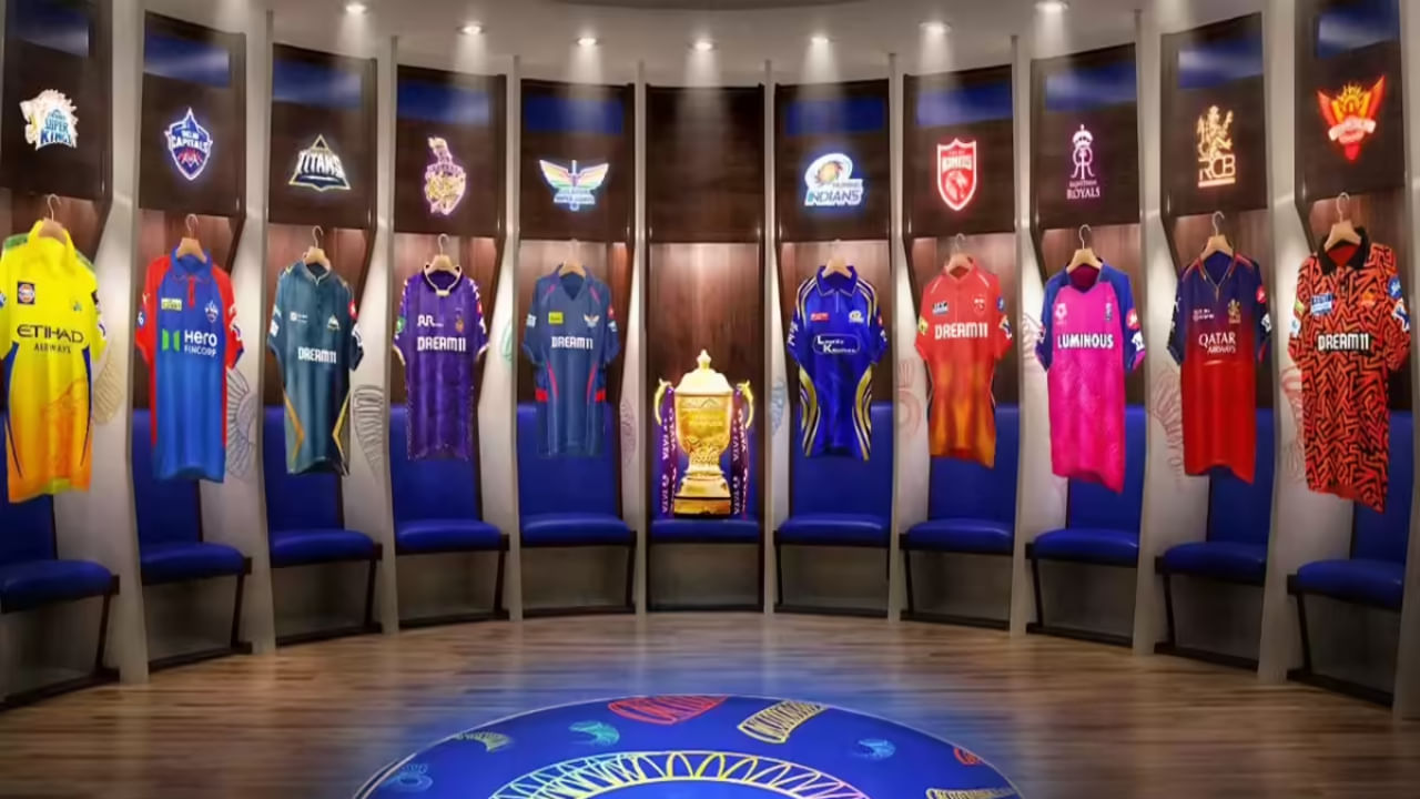 ಇಂಡಿಯನ್ ಪ್ರೀಮಿಯರ್ ಲೀಗ್‌ನ ಹೊಸ ಸೀಸನ್ ಆರಂಭವಾಗಲು ಇನ್ನೂ ಸಾಕಷ್ಟು ದಿನಗಳು ಬಾಕಿ ಉಳಿದಿವೆ. ಮಿನಿ ಹರಾಜು ಕೂಡ ಡಿಸೆಂಬರ್ ಅಥವಾ ಜನವರಿಯಲ್ಲಿ ನಡೆಯಬಹುದು. ಆದಾಗ್ಯೂ ಮಿನಿ ಹರಾಜಿಗೂ ಮುನ್ನ ಟ್ರೇಡಿಂಗ್ ವಿಂಡೋ ತೆರೆದಿದ್ದು, ಫ್ರಾಂಚೈಸಿಗಳು ತಮಗೆ ಬೇಕಾದ ಆಟಗಾರನನ್ನು ತಮ್ಮ ತಂಡಕ್ಕೆ ಸೇರಿಸಿಕೊಳ್ಳಲು ನಾನಾ ಕಸರತ್ತು ನಡೆಸುತ್ತಿವೆ.