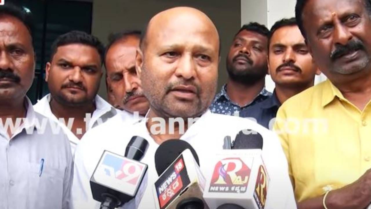 ಶಿವಕುಮಾರ್ ಮೇಲೆ ವೃಥಾ ಆರೋಪ ಬೇಡ, ರಾಜಣ್ಣರೊಂದಿಗೆ ಅವರಿಗೆ ಉತ್ತಮ ಬಾಂಧವ್ಯವಿದೆ: ಇಕ್ಬಾಲ್ ಹುಸ್ಸೇನ್