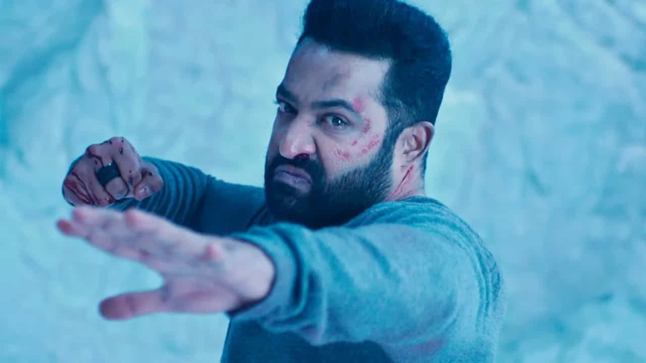 ‘ವಾರ್ 2’ ಸೋಲಿನ ಬಳಿಕ ಜೂ. ಎನ್ಟಿಆರ್ ಮುಂದಿನ ಚಿತ್ರಕ್ಕೆ ಬ್ರೇಕ್ ಹಾಕಿದ ಯಶ್ ರಾಜ್ ಫಿಲ್ಮ್ಸ್? ‘ವಾರ್ 2’ ಸೋಲಿನ ಬಳಿಕ ಜೂ. ಎನ್ಟಿಆರ್ ಮುಂದಿನ ಚಿತ್ರಕ್ಕೆ ಬ್ರೇಕ್ ಹಾಕಿದ ಯಶ್ ರಾಜ್ ಫಿಲ್ಮ್ಸ್?