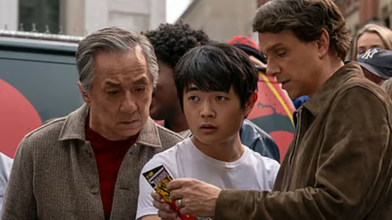 ಜಾಕಿ ಚಾನ್ ಮುಖ್ಯ ಪಾತ್ರದಲ್ಲಿ ನಟಿಸಿರುವ ‘ಕರಾಟೆ ಕಿಡ್ಸ್: ದಿ ಲಿಜೆಂಡ್ಸ್’ ಸಿನಿಮಾ ಕೆಲ ವಾರಗಳ ಹಿಂದೆ ಚಿತ್ರಮಂದಿರದಲ್ಲಿ ಬಿಡುಗಡೆ ಆಗಿ ಹಿಟ್ ಆಗಿತ್ತು. ಈ ಸಿನಿಮಾ ಇದೀಗ ನೆಟ್ಫ್ಲಿಕ್ಸ್ಗೆ ಬಂದಿದೆ.