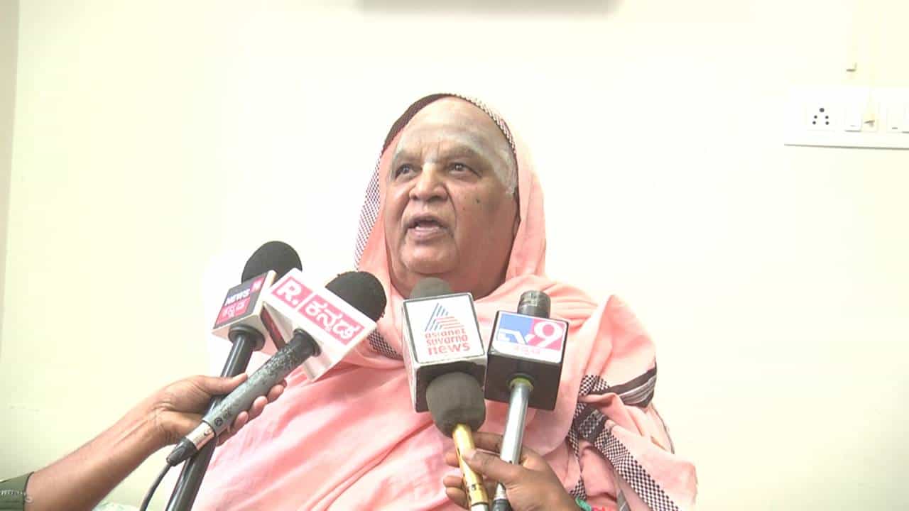 ಕೆಎನ್ ರಾಜಣ್ಣ ರಾಜೀನಾಮೆ: ನಿಜವಾಯ್ತಾ ಕೋಡಿಶ್ರೀಗಳ 2 ತಿಂಗಳ ಹಿಂದಿನ ಭವಿಷ್ಯ? ಕೆಎನ್ ರಾಜಣ್ಣ ರಾಜೀನಾಮೆ: ನಿಜವಾಯ್ತಾ ಕೋಡಿಶ್ರೀಗಳ 2 ತಿಂಗಳ ಹಿಂದಿನ ಭವಿಷ್ಯ?