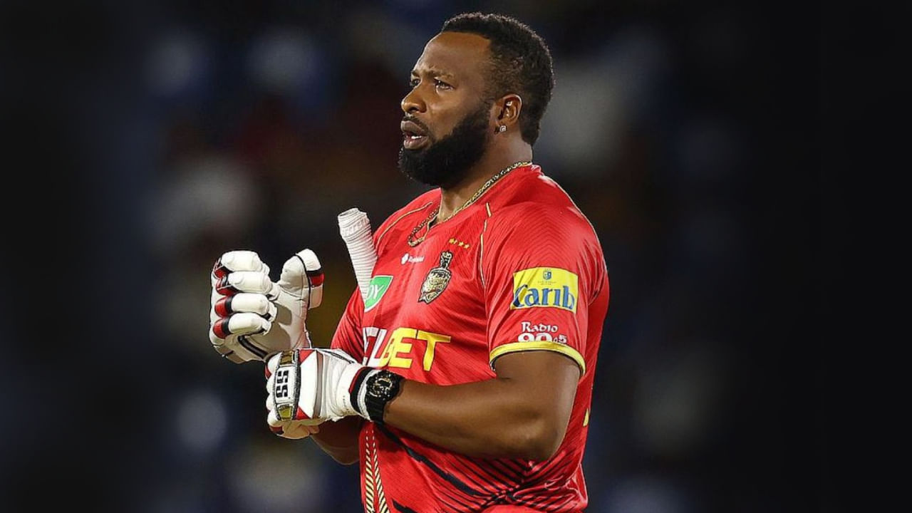 ಇದರ ಜೊತೆಗೆ ಟಿ20 ಕ್ರಿಕೆಟ್​​ ಇತಿಹಾಸದಲ್ಲಿ 14 ಸಾವಿರ ರನ್ ಹಾಗೂ 300 ವಿಕೆಟ್ ಕಬಳಿಸಿದ ವಿಶ್ವ ಏಕೈಕ ಆಟಗಾರ ಎಂಬ ವಿಶ್ವ ದಾಖಲೆಯನ್ನು ಕೀರನ್ ಪೊಲಾರ್ಡ್ ನಿರ್ಮಿಸಿದ್ದಾರೆ. ಅಂದರೆ ಟಿ20 ಕ್ರಿಕೆಟ್​​​ನಲ್ಲಿ 9 ಬ್ಯಾಟರ್​​ಗಳು 12 ಸಾವಿರಕ್ಕೂ ಅಧಿಕ ರನ್ ಕಲೆಹಾಕಿದ್ದಾರೆ. ಹಾಗೆಯೇ 30 ಬೌಲರ್​​ಗಳು 300 ಕ್ಕೂ ಹೆಚ್ಚು ವಿಕೆಟ್ ಕಬಳಿಸಿದ್ದಾರೆ.