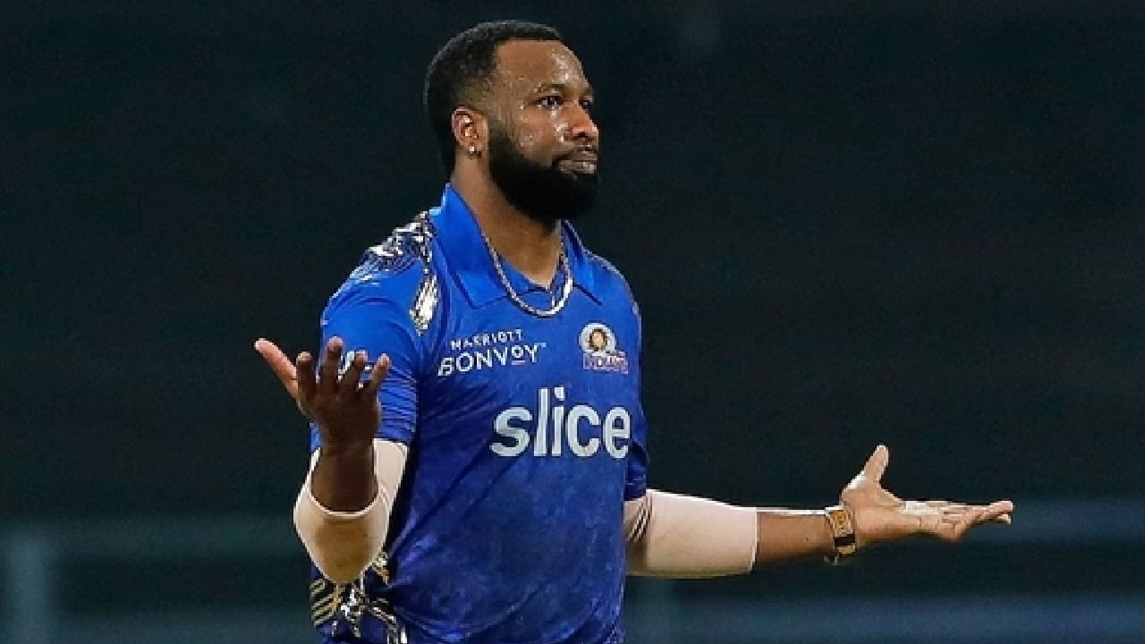 ಆದರೆ 14 ಸಾವಿರ ರನ್​ಗಳ ಜೊತೆ 300 ವಿಕೆಟ್ ಕಬಳಿಸಿರುವುದು ಕೀರನ್ ಪೊಲಾರ್ಡ್ ಮಾತ್ರ. ಈ ಮೂಲಕ ಚುಟುಕು ಕ್ರಿಕೆಟ್ ಇತಿಹಾಸದಲ್ಲೇ ಯಾರಿಂದಲೂ ಸಾಧ್ಯವಾಗದ ಅಪರೂಪದ ವರ್ಲ್ಡ್​ ರೆಕಾರ್ಡ್ ಬರೆಯುವಲ್ಲಿ ಪೊಲಾರ್ಡ್ ಯಶಸ್ವಿಯಾಗಿದ್ದಾರೆ. 