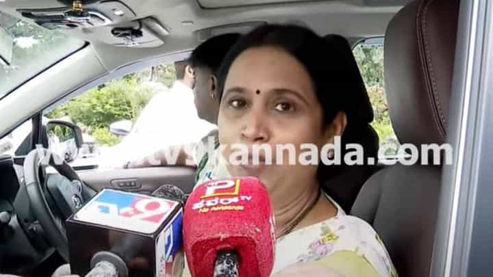 ರಾಜಣ್ಣ ಮಂತ್ರಿ ಸ್ಥಾನಕ್ಕೆ ಯಾಕೆ ರಾಜೀನಾಮೆ ನೀಡಿದರು ಅಂತ ನಂಗೊತ್ತಿಲ್ಲ: ಲಕ್ಷ್ಮಿ ಹೆಬ್ಬಾಳ್ಕರ್, ಸಚಿವೆ ರಾಜಣ್ಣ ಮಂತ್ರಿ ಸ್ಥಾನಕ್ಕೆ ಯಾಕೆ ರಾಜೀನಾಮೆ ನೀಡಿದರು ಅಂತ ನಂಗೊತ್ತಿಲ್ಲ: ಲಕ್ಷ್ಮಿ ಹೆಬ್ಬಾಳ್ಕರ್, ಸಚಿವೆ