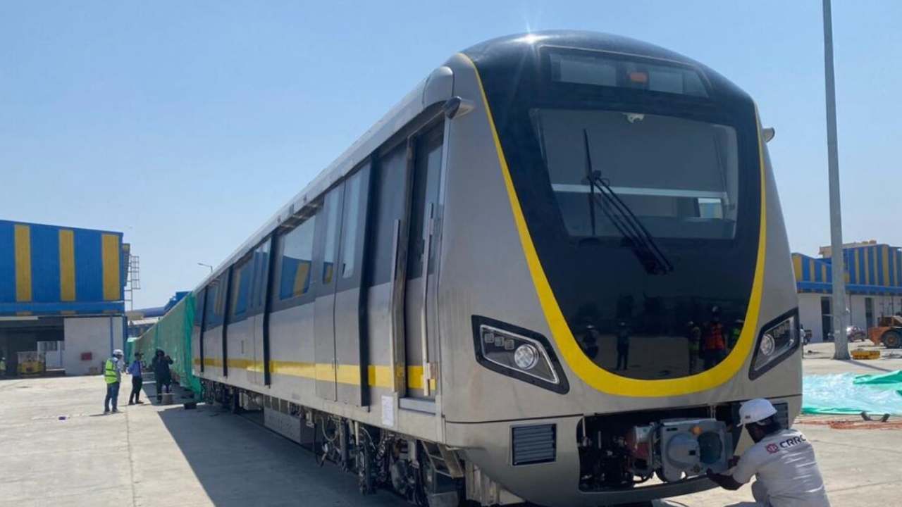 ಸದಾ ಟ್ರಾಫಿಕ್​​ನಿಂದ ಕೂಡಿರುವ ಆರ್​​.ವಿ ರೋಡ್ ಟು ಬೊಮ್ಮಸಂದ್ರ ಮಾರ್ಗದಲ್ಲಿ ಮೆಟ್ರೋ ಆರಂಭಗೊಳ್ಳಿತ್ತಿರುವುದರಿಂದ ವಾಹನ ಸವಾರರಿಗೆ ದೊಡ್ಡ ರಿಲೀಫ್ ಸಿಗಲಿದೆ. 
