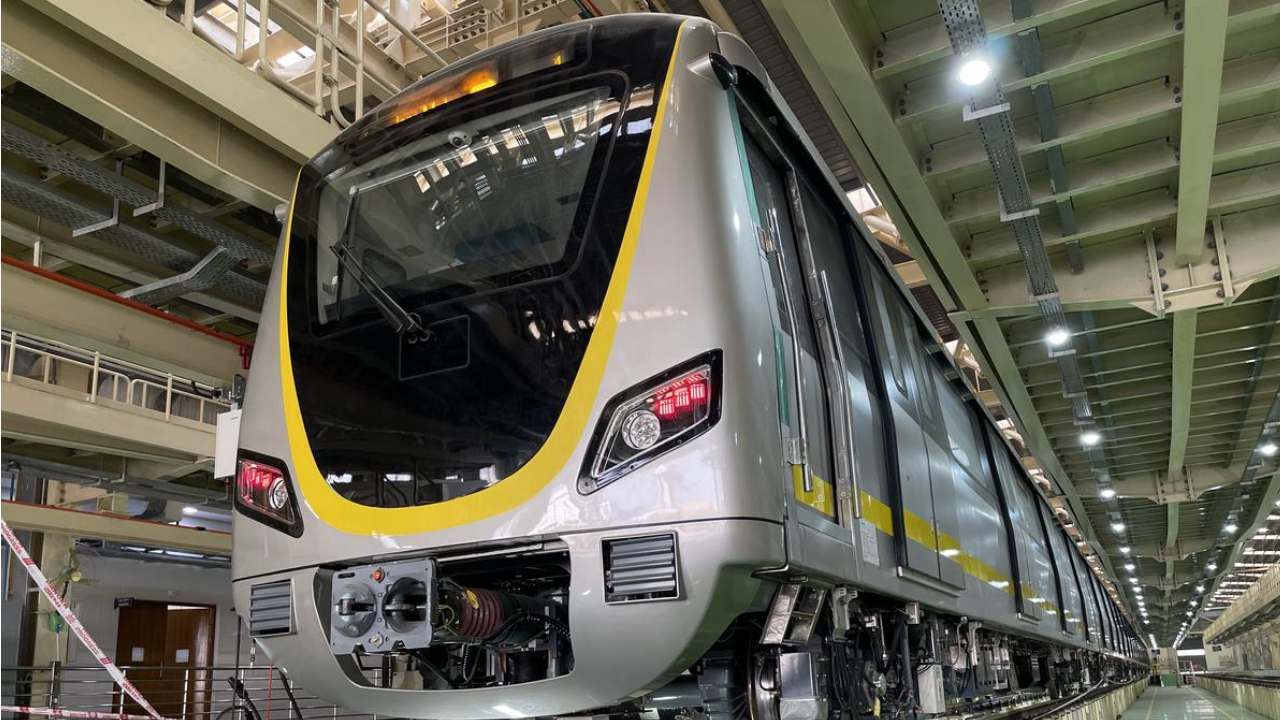 ಈ ಎಲ್ಲಾ ಮೆಟ್ರೋ ಸ್ಟೇಷನ್​​ಗಳಿಗೂ ಡ್ರೈವರ್ಲೆಸ್ ರೈಲುಗಳು ಸಂಚಾರ ಮಾಡಲಿದೆ.‌ ಆದರೆ 25 ನಿಮಿಷಗಳಿಗೊಮ್ಮೆ ಒಂದು ಮೆಟ್ರೋ ರೈಲು ಸಂಚಾರ ಮಾಡಲಿದೆ.
