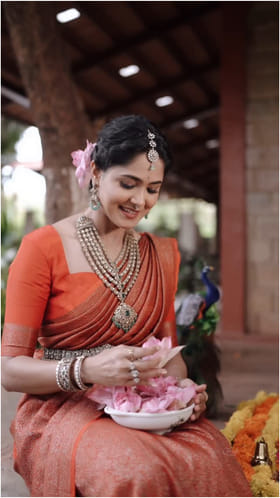 ವರಮಹಾಲಕ್ಷ್ಮಿ ಹಬ್ಬಕ್ಕೆ ಶುಭ ಕೋರಿದ ಮೋಕ್ಷಿತಾ ಪೈ