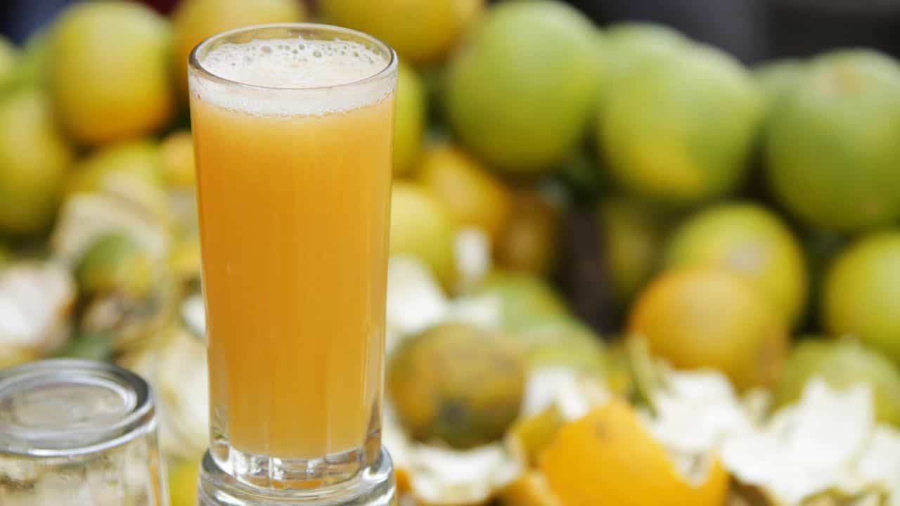 ಪ್ರತಿದಿನ ತಪ್ಪದೆ ಒಂದು ಗ್ಲಾಸ್ ಮೂಸಂಬಿ ಜ್ಯೂಸ್ ಕುಡಿದ್ರೆ ಎಷ್ಟೆಲ್ಲಾ ಪ್ರಯೋಜನ ಸಿಗುತ್ತೆ ನೋಡಿ