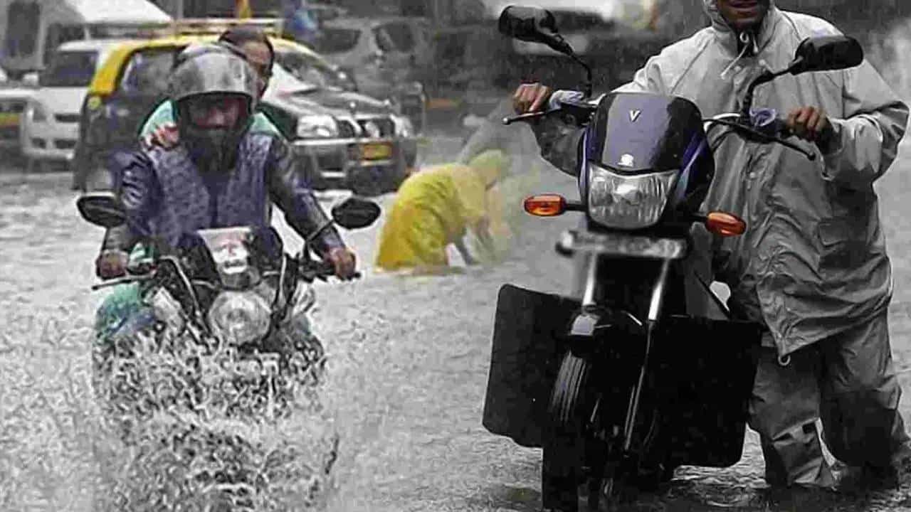 Auto Tips: ಮಳೆಯಲ್ಲಿ ಬೈಕ್ ಸ್ಟಾರ್ಟ್ ಆಗದಿರಲು ಇದೇ ಕಾರಣ: ನೀವು ಈ ತಪ್ಪುಗಳನ್ನು ಮಾಡಬೇಡಿ