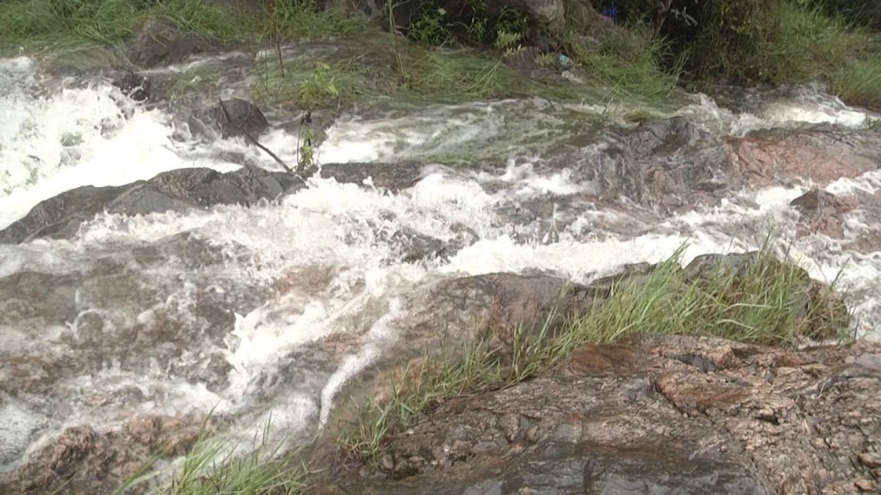 ಮುತ್ಯಾಲಮಡು ಪ್ರವಾಸಿತಾಣ ಅಭಿವೃದ್ಧಿಗೆ ಪ್ರವಾಸೋದ್ಯಮ ಇಲಾಖೆ ಅಭಿವೃದ್ಧಿಗೆ ಮನಸ್ಸು ಮಾಡಿಲ್ಲ. ಮೂಲಭೂತ ಸೌಕರ್ಯ ಕೂಡ ಮರೀಚಿಕೆಯಾಗಿದೆ. ಮಳೆಗಾಲದಲ್ಲಿ ಮಾತ್ರ ಮೈದುಂಬಿ ಹರಿಯುವ ಮುತ್ಯಾಲಮಡು ಜಲಪಾತವನ್ನು ವರ್ಷಪೂರ್ತಿ ಹರಿಯುವಂತೆ ಮಾಡುವ ಮೂಲಕ ಮುತ್ಯಾಲಮಡು ಜಲಪಾತ ಪ್ರವಾಸಿತಾಣಕ್ಕೆ ಹೊಸ ಸ್ಪರ್ಶ ನೀಡಬೇಕಿದೆ.