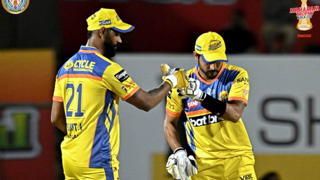 ಕಳೆದ ಬಾರಿಯ ಚಾಂಪಿಯನ್ ಮೈಸೂರು ವಾರಿಯರ್ಸ್​ ಮೇಲೆ ಈ ಬಾರಿ ಸಾಕಷ್ಟು ನಿರೀಕ್ಷೆಗಳಿದ್ದವು. ಅದರಂತೆ ತಂಡದಲ್ಲಿ ಸಾಕಷ್ಟು ಬಲಿಷ್ಠ ಆಟಗಾರರಿದ್ದರು. ಆದಾಗ್ಯೂ ಕರುಣ್ ನಾಯರ್ ಅನುಪಸ್ಥಿತಿಯಲ್ಲಿ ಮೈಸೂರು ತಂಡಕ್ಕೆ ನಿರೀಕ್ಷಿತ ಪ್ರದರ್ಶನ ನೀಡಲು ಸಾಧ್ಯವಾಗಲಿಲ್ಲ. ಆಡಿದ 10 ಪಂದ್ಯಗಳಲ್ಲಿ ಕೇವಲ 2 ಪಂದ್ಯಗಳನ್ನು ಗೆದ್ದು 6 ಅಂಕ ಕಲೆಹಾಕಿತು.