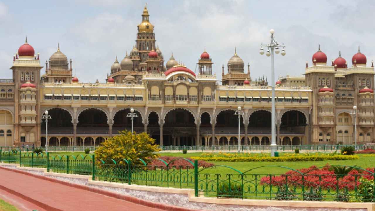 ಪ್ರವಾಸಿಗರ ಗಮನಕ್ಕೆ: ಈ ಎರಡು ದಿನ ಮೈಸೂರು ಅರಮನೆಗೆ ಸಾರ್ವಜನಿಕರ ಪ್ರವೇಶ ನಿಷೇಧ