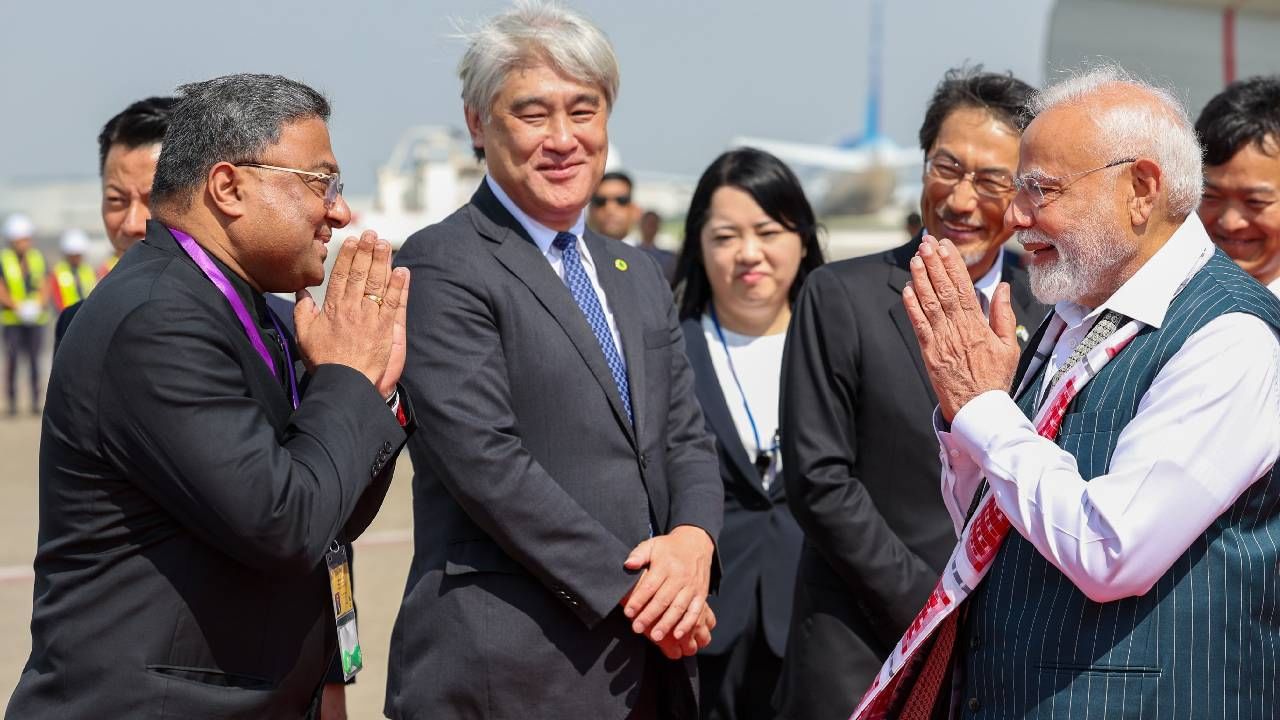 ಅಮೆರಿಕದೊಂದಿಗಿನ ಉದ್ವಿಗ್ನತೆ ನಡುವೆ ಟೋಕಿಯೋಗೆ ಹೋದ ಪ್ರಧಾನಿ ಮೋದಿ ಹೇಳಿದ್ದೇನು? ಅಮೆರಿಕದೊಂದಿಗಿನ ಉದ್ವಿಗ್ನತೆ ನಡುವೆ ಟೋಕಿಯೋಗೆ ಹೋದ ಪ್ರಧಾನಿ ಮೋದಿ ಹೇಳಿದ್ದೇನು?