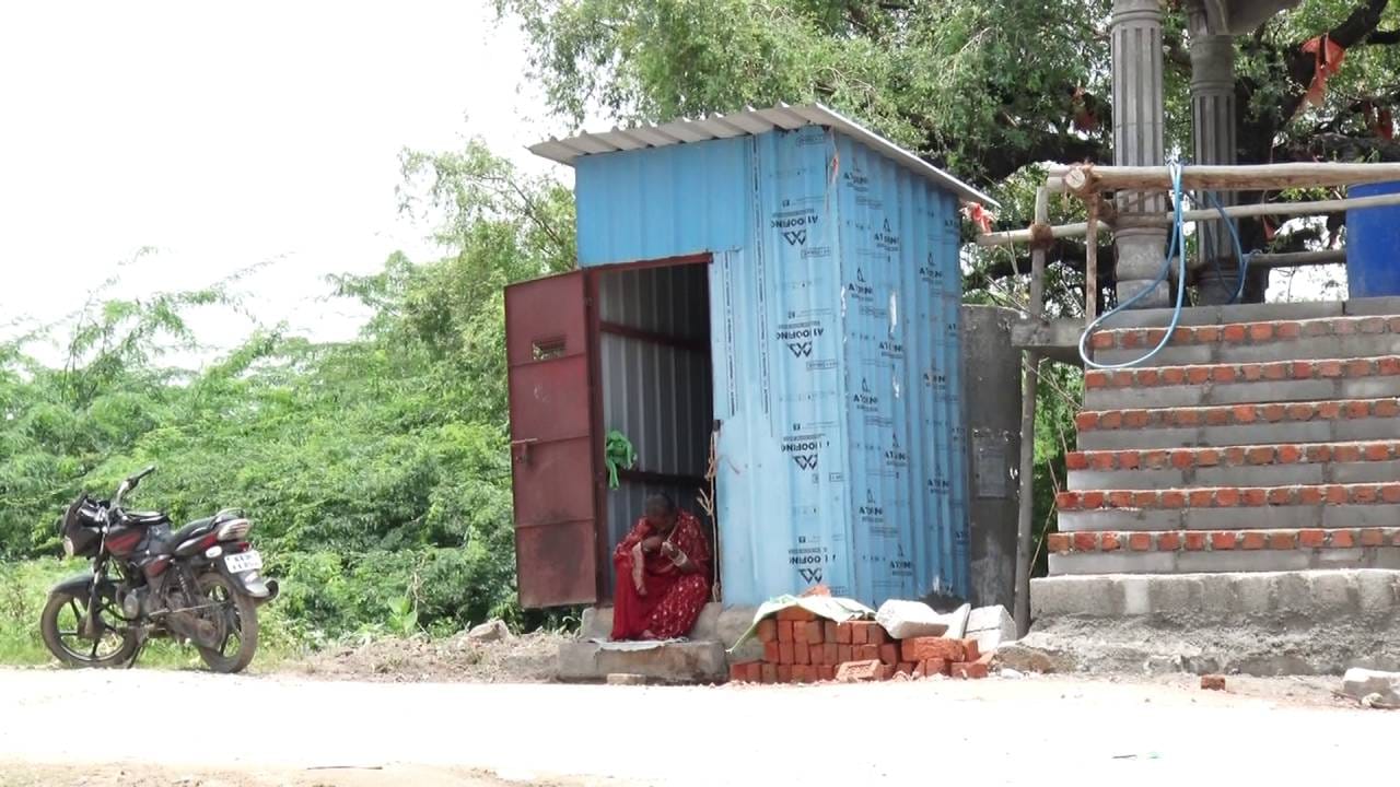 Beggar Donated Rs 1.8 Lakh to Anjaneya Swamy Temple Renovation in Raichur