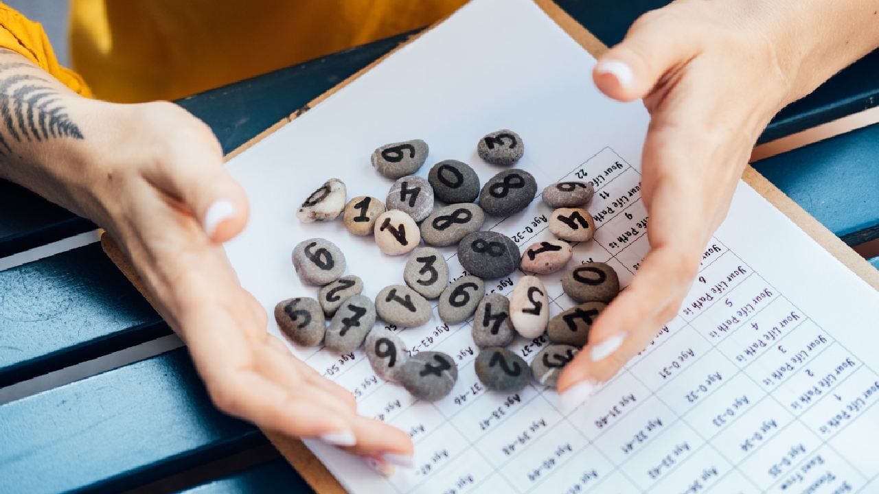 Numerology Prediction: ಸಂಖ್ಯಾಶಾಸ್ತ್ರ ಪ್ರಕಾರ ಜನ್ಮಸಂಖ್ಯೆಗೆ ಅನುಗುಣವಾಗಿ ಆಗಸ್ಟ್ 31ರ ದಿನಭವಿಷ್ಯ Numerology Prediction: ಸಂಖ್ಯಾಶಾಸ್ತ್ರ ಪ್ರಕಾರ ಜನ್ಮಸಂಖ್ಯೆಗೆ ಅನುಗುಣವಾಗಿ ಆಗಸ್ಟ್ 31ರ ದಿನಭವಿಷ್ಯ