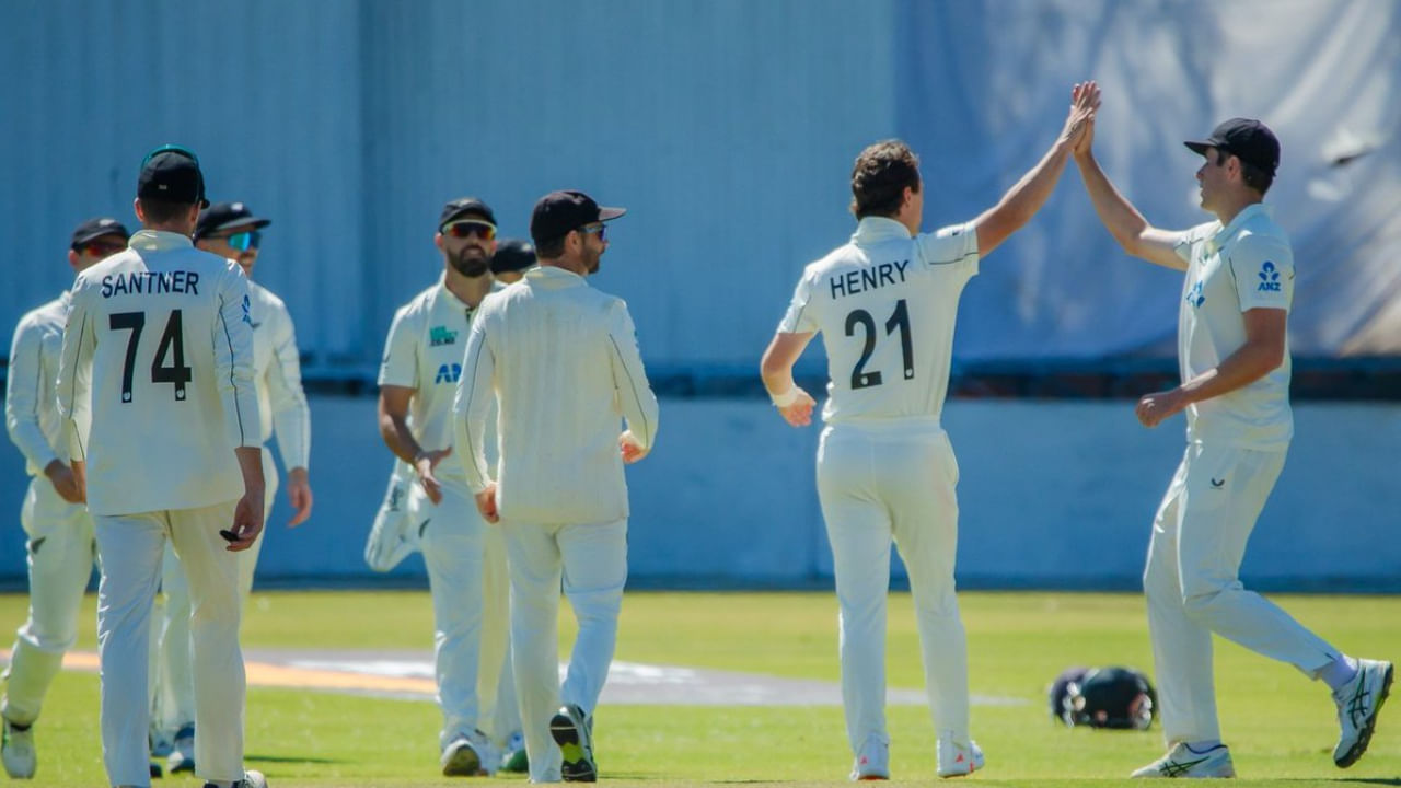 ಆದರೆ ಈ ಐತಿಹಾಸಿಕ ಗೆಲುವಿನ ಹೊರತಾಗಿಯೂ ನ್ಯೂಜಿಲೆಂಡ್, 2025-27ರ ವಿಶ್ವ ಟೆಸ್ಟ್ ಚಾಂಪಿಯನ್‌ಶಿಪ್​ನ ಪಾಯಿಂಟ್ ಪಟ್ಟಿಯಲ್ಲಿ ಯಾವುದೇ ಪ್ರಯೋಜನವನ್ನು ಪಡೆಯಲಿಲ್ಲ. ಅಂದರೆ ಟೆಸ್ಟ್ ಸರಣಿ ಗೆದ್ದರೂ ನ್ಯೂಜಿಲೆಂಡ್ ತಂಡಕ್ಕೆ ಯಾವುದೇ ಅಂಕಗಳು ಸಿಕ್ಕಿಲ್ಲ.