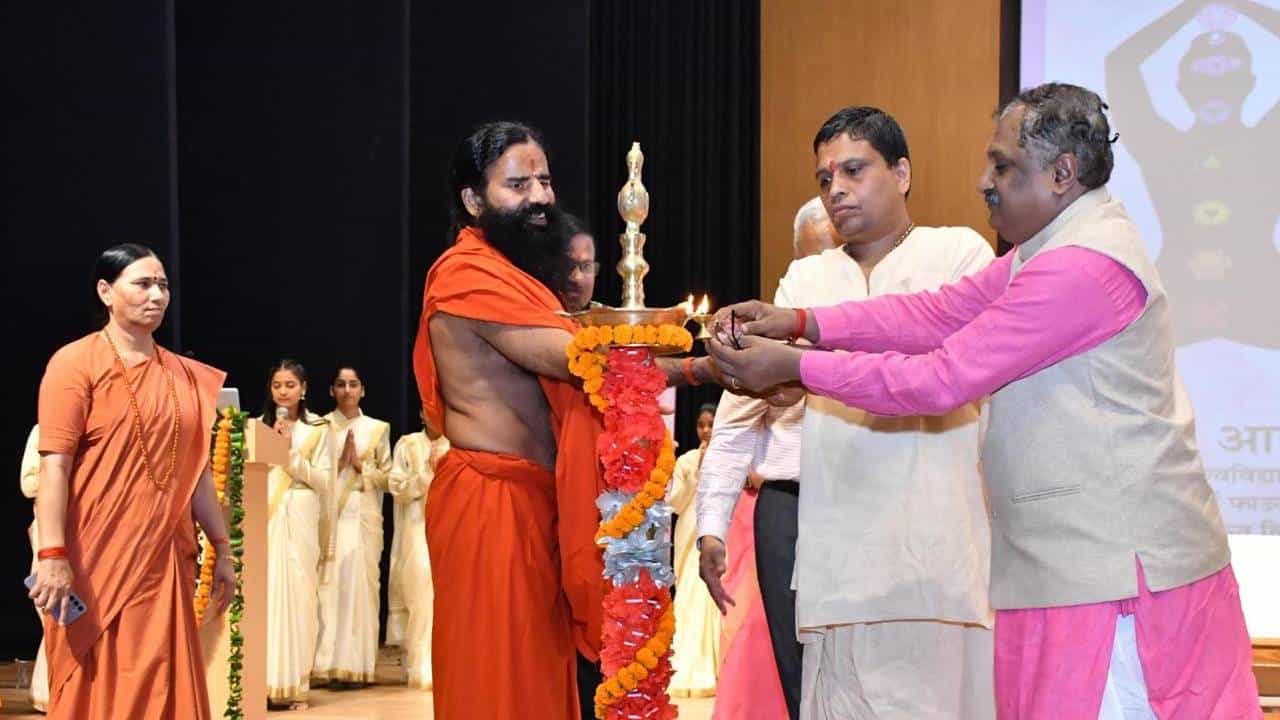 ಪತಂಜಲಿ ವಿವಿಯಿಂದ ಹರಿದ್ವಾರದಲ್ಲಿ ಅನಾಮಯಮ್ ಅಂತರರಾಷ್ಟ್ರೀಯ ಸಮ್ಮೇಳನ; 200 ಶಿಕ್ಷಣಸಂಸ್ಥೆಗಳು ಭಾಗಿ ಪತಂಜಲಿ ವಿವಿಯಿಂದ ಹರಿದ್ವಾರದಲ್ಲಿ ಅನಾಮಯಮ್ ಅಂತರರಾಷ್ಟ್ರೀಯ ಸಮ್ಮೇಳನ; 200 ಶಿಕ್ಷಣಸಂಸ್ಥೆಗಳು ಭಾಗಿ