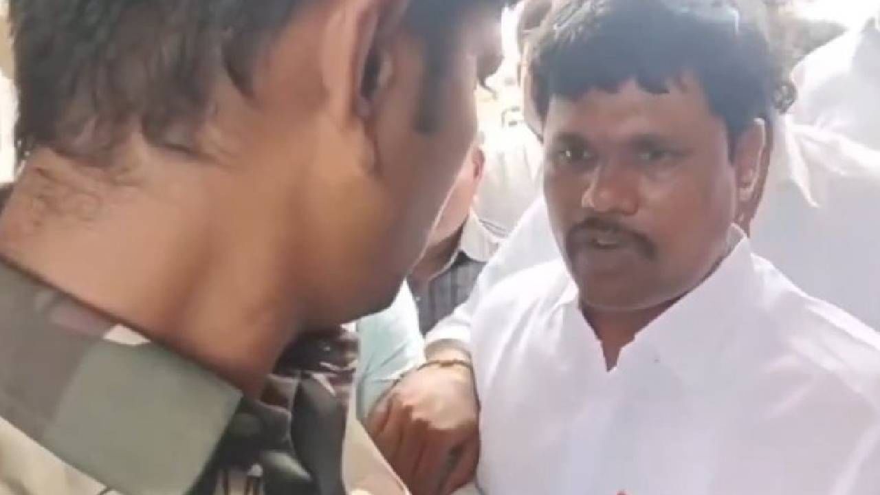 Video: ಆಂಧ್ರದ ದೇವಸ್ಥಾನದಲ್ಲಿ ಪೊಲೀಸರ ಮೇಲೆ ಆಂಧ್ರ ಸಚಿವರ ಸಹೋದರನಿಂದ ಹಲ್ಲೆ