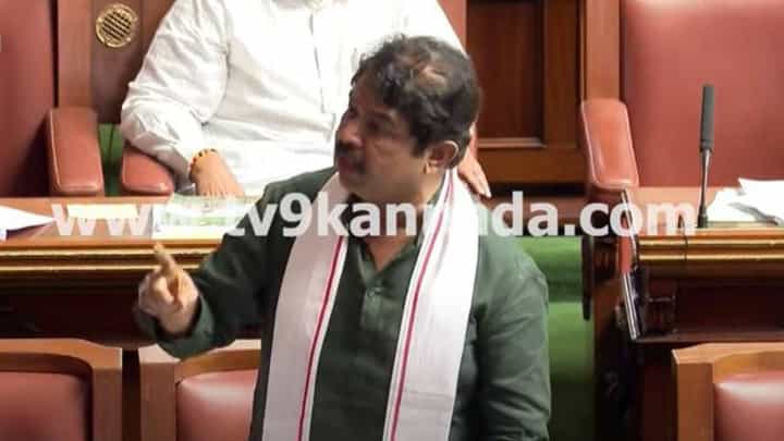 Karnataka Assembly session: ರಾಜಣ್ಣರನ್ನು ಸಂಪುಟದಿಂದ ವಜಾ ಮಾಡಿರುವುದಕ್ಕೆ ವಿವರಣೆ ಕೇಳಿದ ವಿಪಕ್ಷ ನಾಯಕರು Karnataka Assembly session: ರಾಜಣ್ಣರನ್ನು ಸಂಪುಟದಿಂದ ವಜಾ ಮಾಡಿರುವುದಕ್ಕೆ ವಿವರಣೆ ಕೇಳಿದ ವಿಪಕ್ಷ ನಾಯಕರು