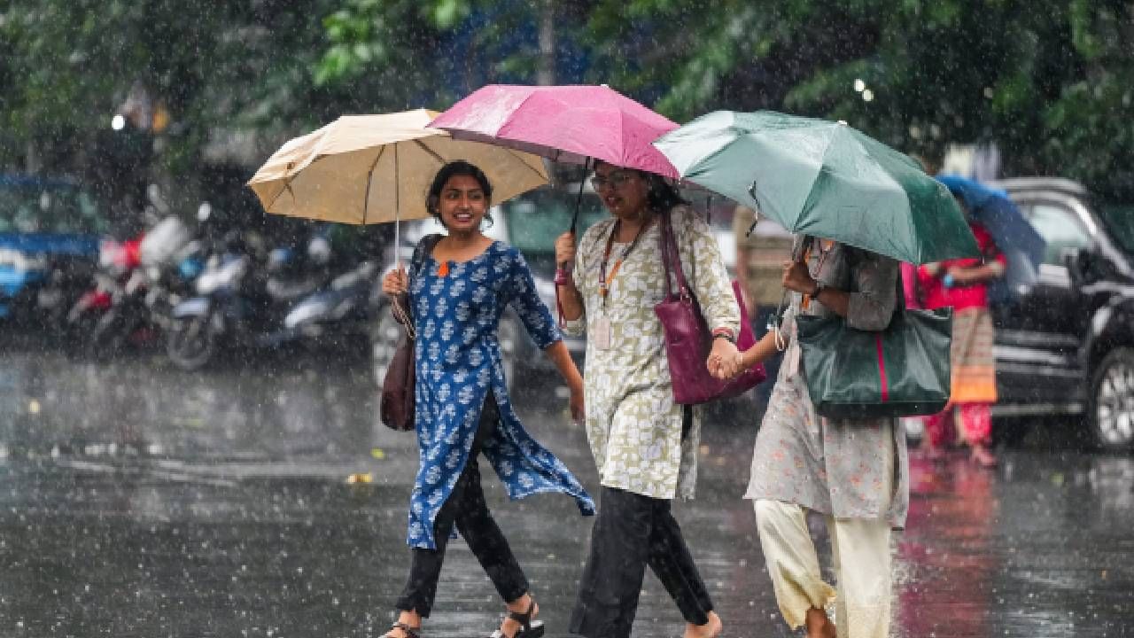 Karnataka Rains: ಕರ್ನಾಟಕದ ಉತ್ತರ ಹಾಗೂ ದಕ್ಷಿಣ ಒಳನಾಡಿನ ಈ ಜಿಲ್ಲೆಗಳಲ್ಲಿ ಮುಂದಿನ ಎರಡು ದಿನ ಭಾರಿ ಮಳೆ