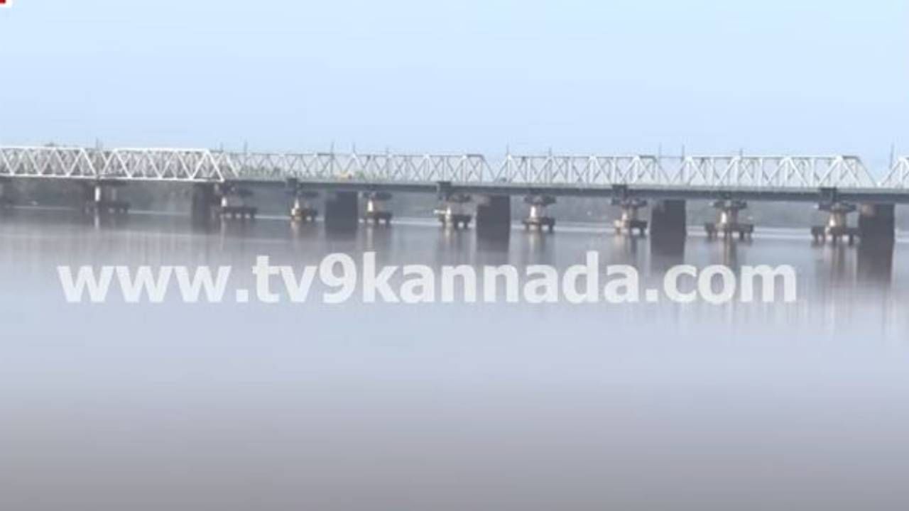 ತುಂಬಿ ಹರಿಯುತ್ತಿರುವ ನೇತ್ರಾವತಿ ನದಿ, ದಕ್ಷಿಣ ಕನ್ನಡ ಜಿಲ್ಲೆಯಲ್ಲಿ ಯೆಲ್ಲೋ ಅಲರ್ಟ್, ಶಾಲೆಗಳಿಗೆ ರಜೆ