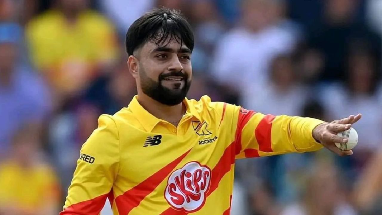 ಹಾಗೆಯೇ ಟಿ20 ಕ್ರಿಕೆಟ್ ಇತಿಹಾಸದಲ್ಲೇ ಅತ್ಯಧಿಕ ವಿಕೆಟ್ ಕಬಳಿಸಿದ ವಿಶ್ವ ದಾಖಲೆ ಅಫ್ಘಾನಿಸ್ತಾನದ ರಶೀದ್ ಖಾನ್ ಹೆಸರಿನಲ್ಲಿದೆ. 483 ಟಿ20 ಇನಿಂಗ್ಸ್​ ಗಳಲ್ಲಿ ಬೌಲಿಂಗ್ ಮಾಡಿರುವ ರಶೀದ್ ಖಾನ್ ಈವರೆಗೆ 660 ವಿಕೆಟ್​​ಗಳನ್ನು ಕಬಳಿಸಿದ್ದಾರೆ. ಈ ಮೂಲಕ ಟಿ20 ಇತಿಹಾಸದಲ್ಲೇ 650+ ವಿಕೆಟ್ ಪಡೆದ ಏಕೈಕ ಬೌಲರ್​ ಎಂಬ ವಿಶ್ವ ದಾಖಲೆಯನ್ನು ನಿರ್ಮಿಸಿದ್ದಾರೆ.