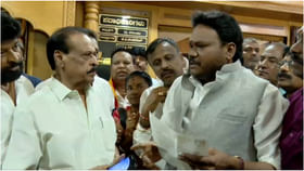 ವಿಷ್ಣು ಸಮಾಧಿ ಧ್ವಂಸ: ಸಾ.ರಾ. ಗೋವಿಂದು ಎದುರು ನೋವು ತೋಡಿಕೊಂಡ ಫ್ಯಾನ್ಸ್